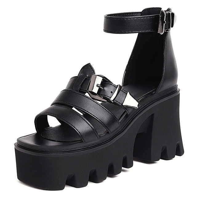 Zuri Women's Plaform Sandal