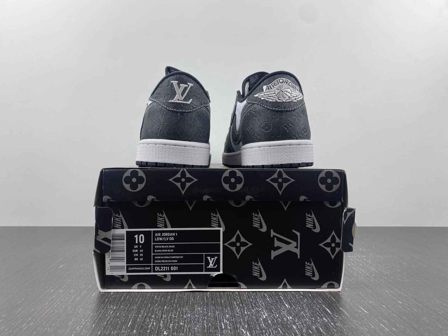Custom Air Jordan 1 x Monogram dl2211-001 - Exclusive Sneakers SneakerNational