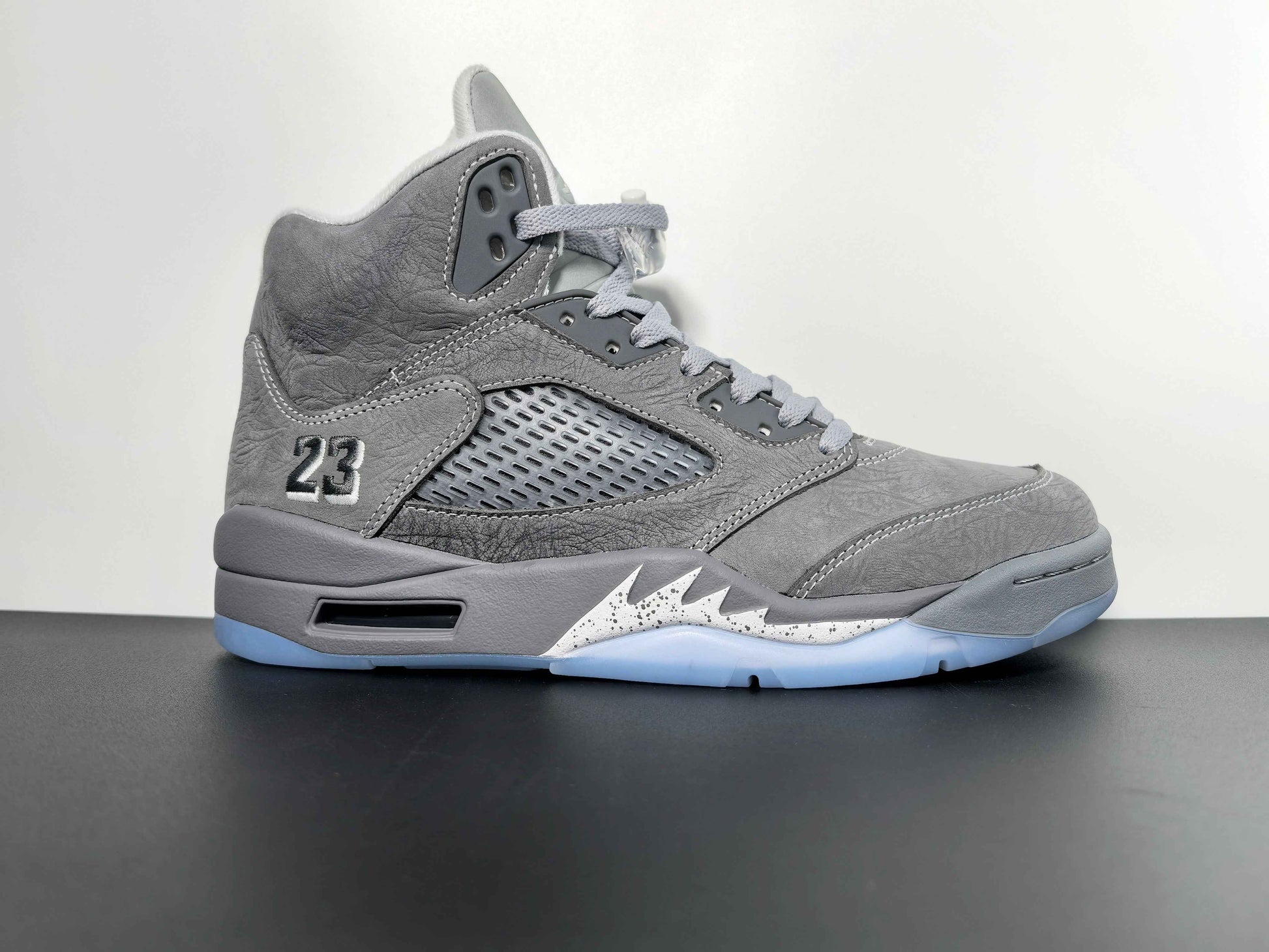 Air Jordan 5 “Wolf Grey”
