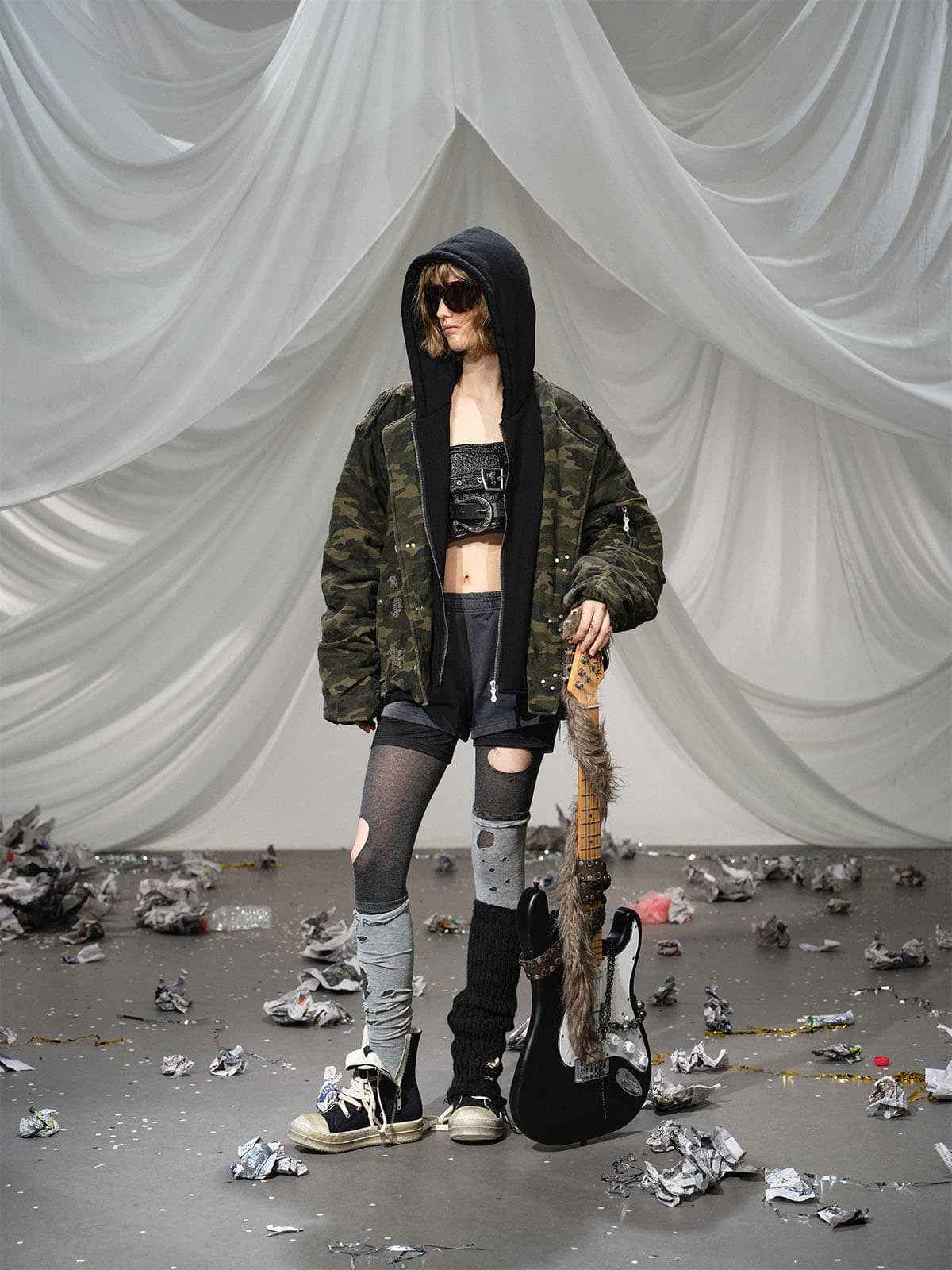 Retro Camouflage Faux Layered Metal Buckle Padded Jacket