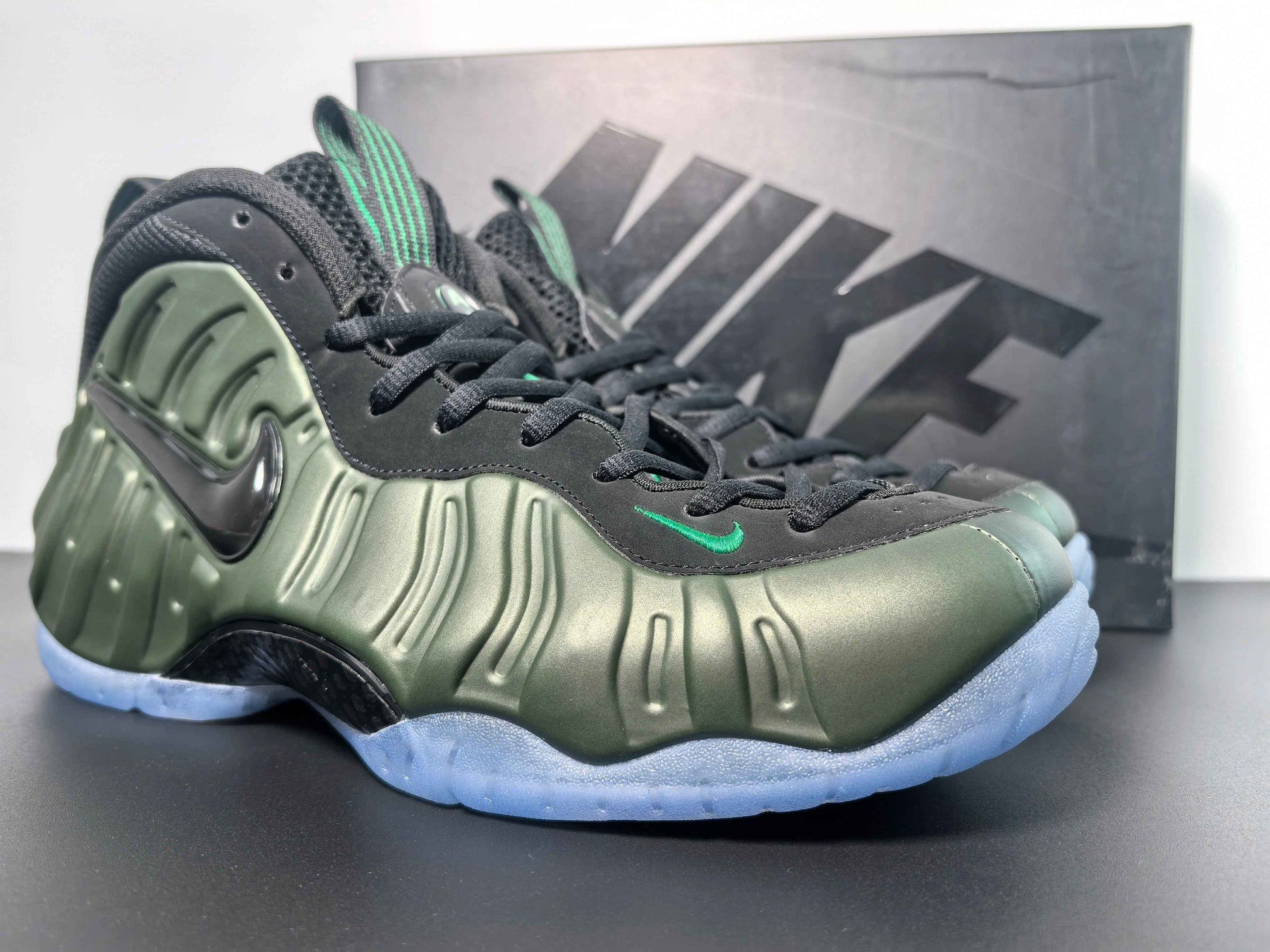 Nike Air Foamposite Pro “Pine Green”