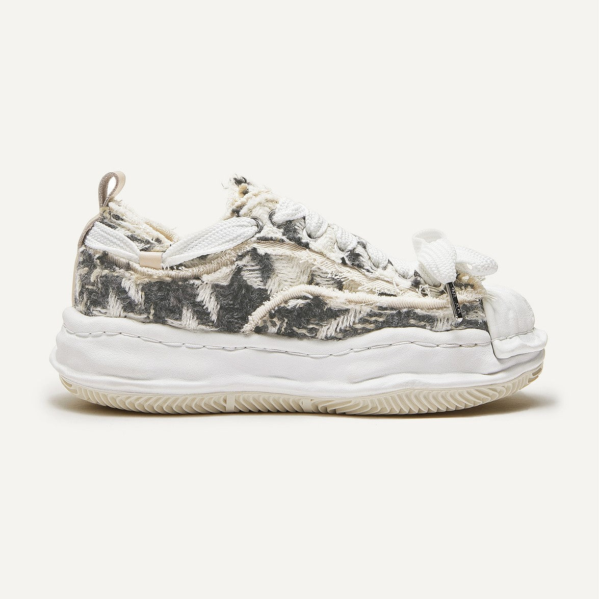 Destroy | Retro Y2K Punk Sneakers - Luxuryurbanwear