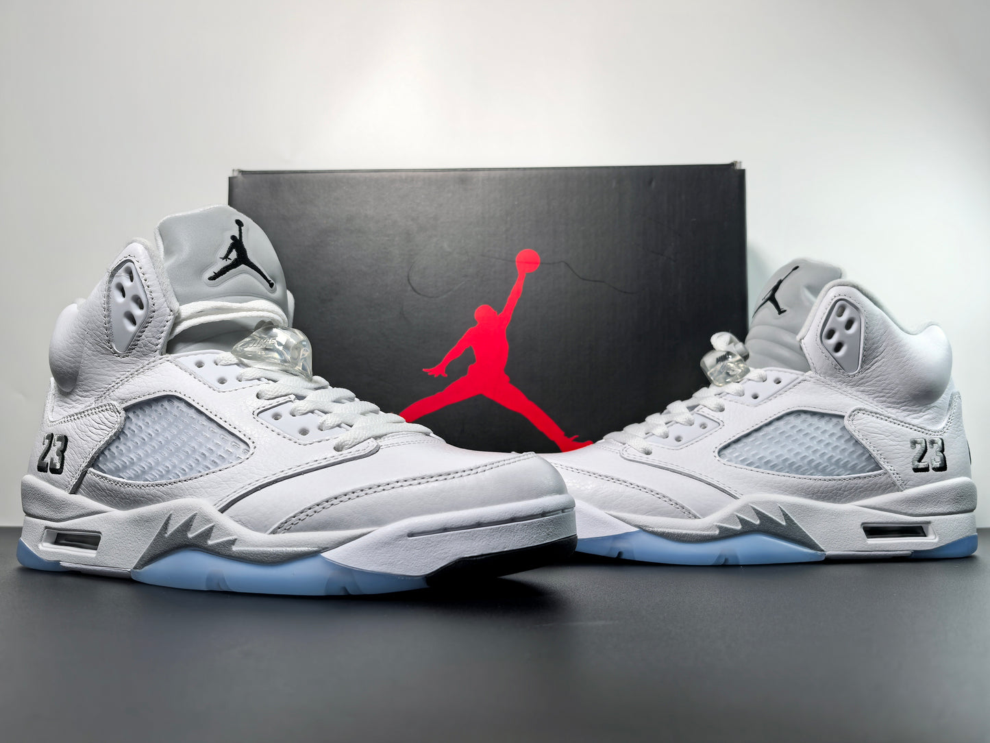 Air Jordan 5 OG White Metallic