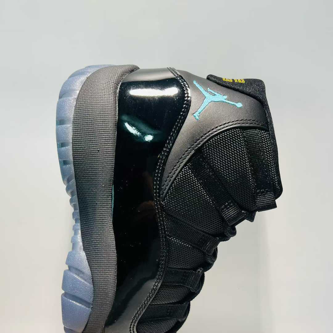 Air Jordan 11 Retro CT8012 037