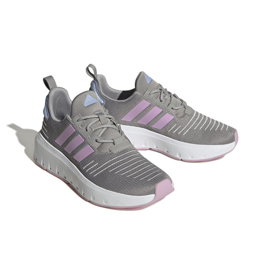 adidas Girls Swift Run 23 (Big Kid) Medium Grey Heather Solid Grey/Bliss Lilac/Blue Dawn 5 Big Kid M