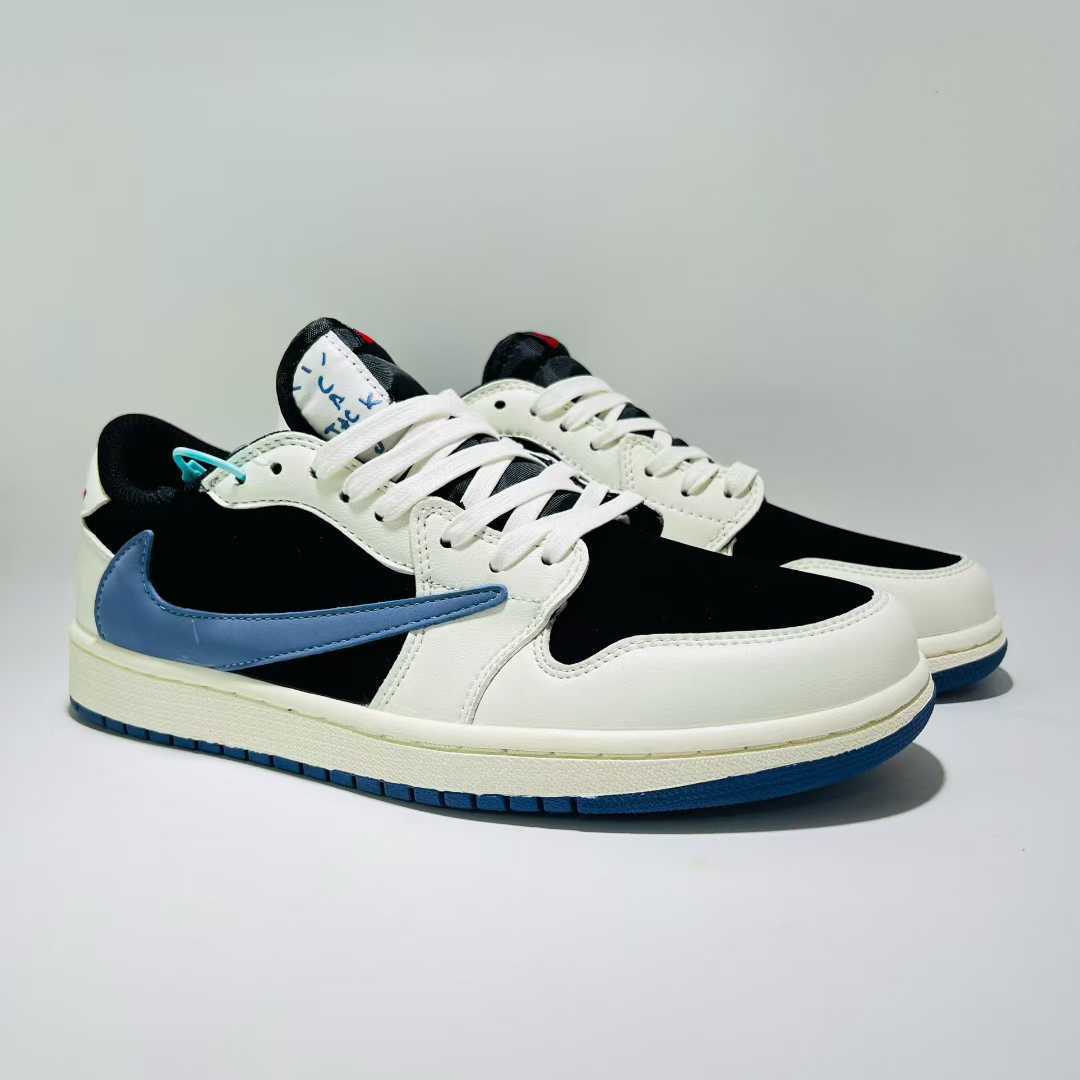 Travis Scott x Air Jordan 1 Low OG
