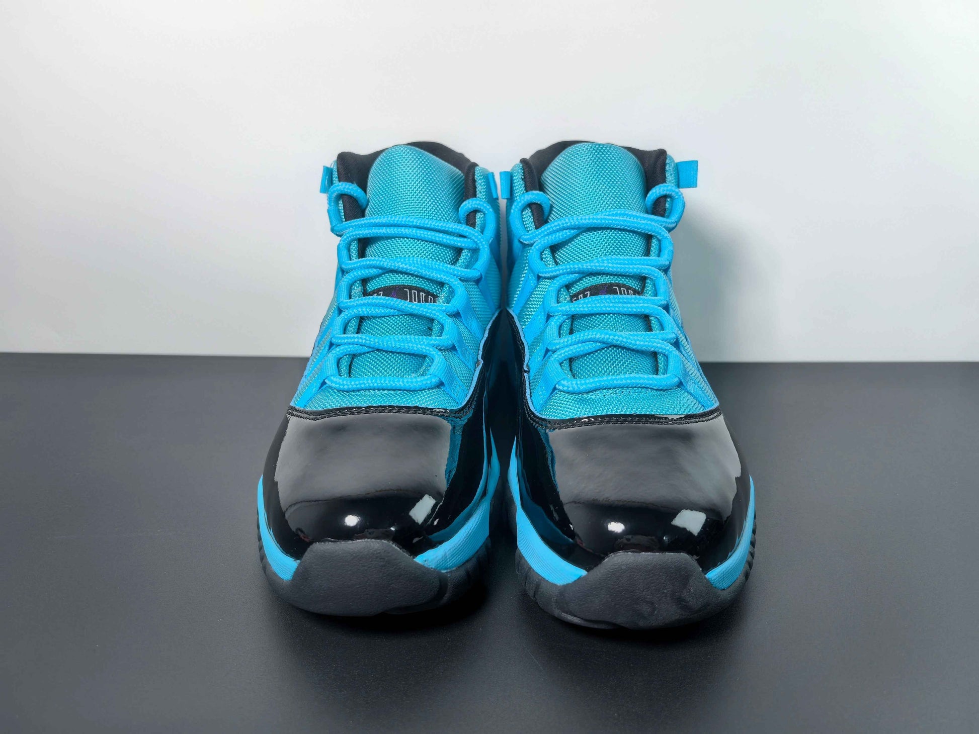 Air Jordan 11 CT8012-440