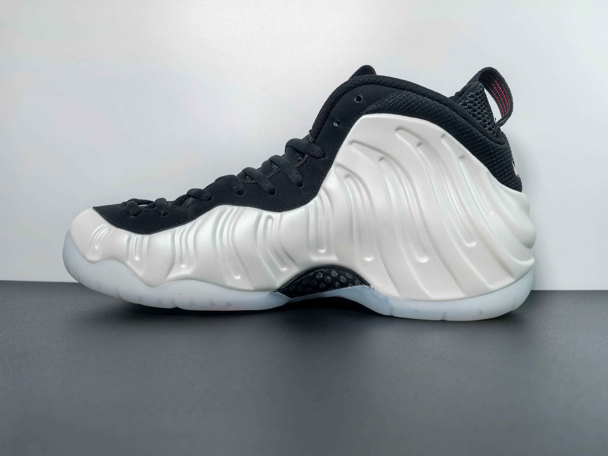 Nike Air Foamposite Pro 2025 'Pearl'