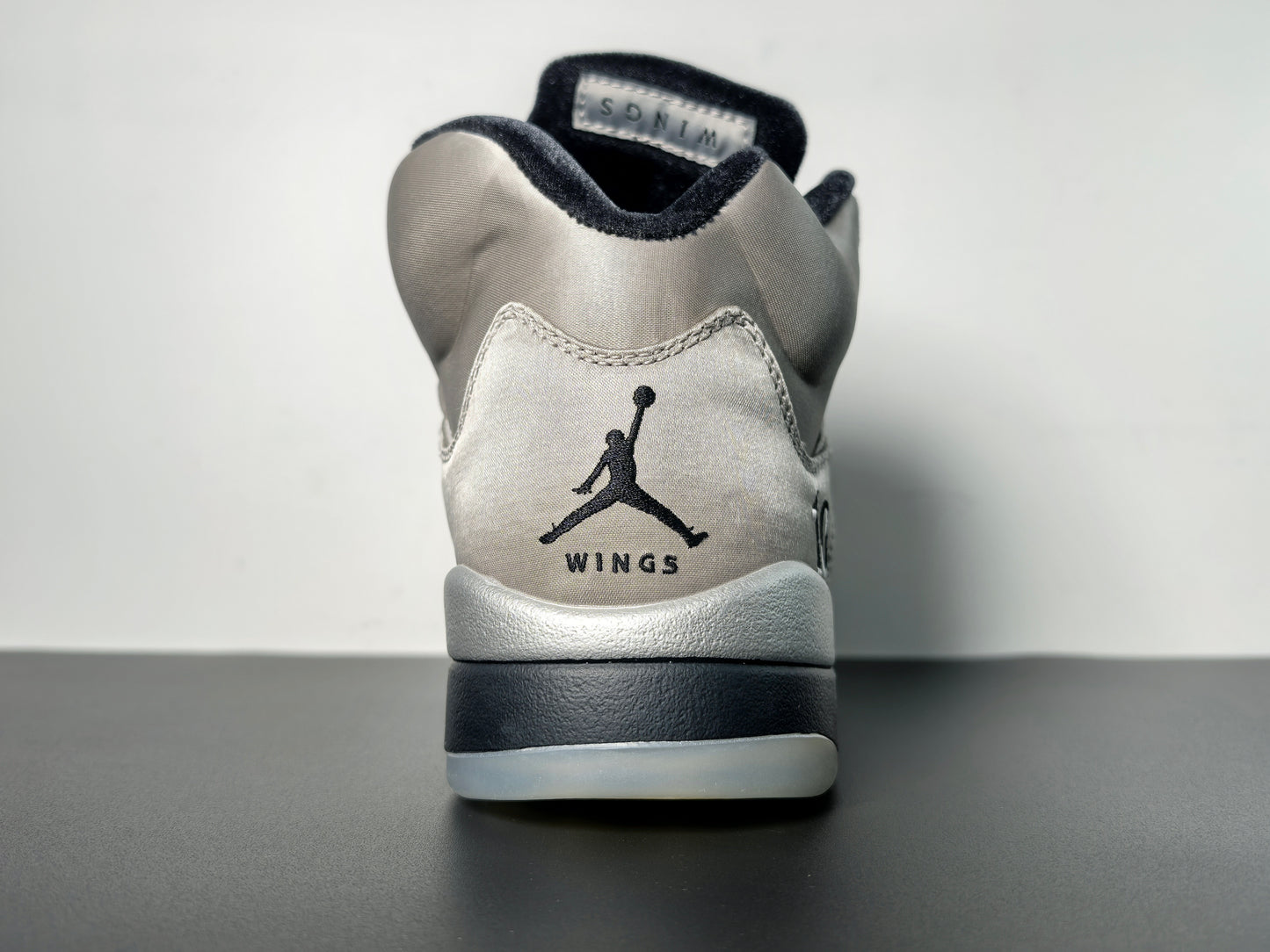 Air Jordan 5 WMNS “Wings”5