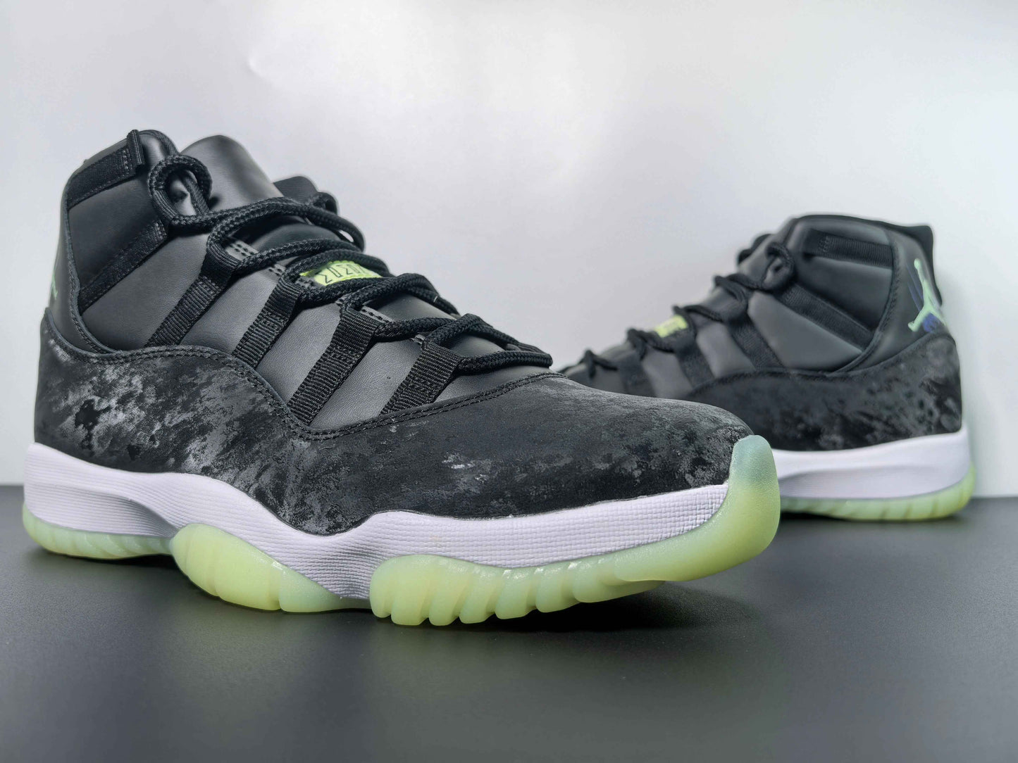 Air Jordan 11 “Sneaker School”