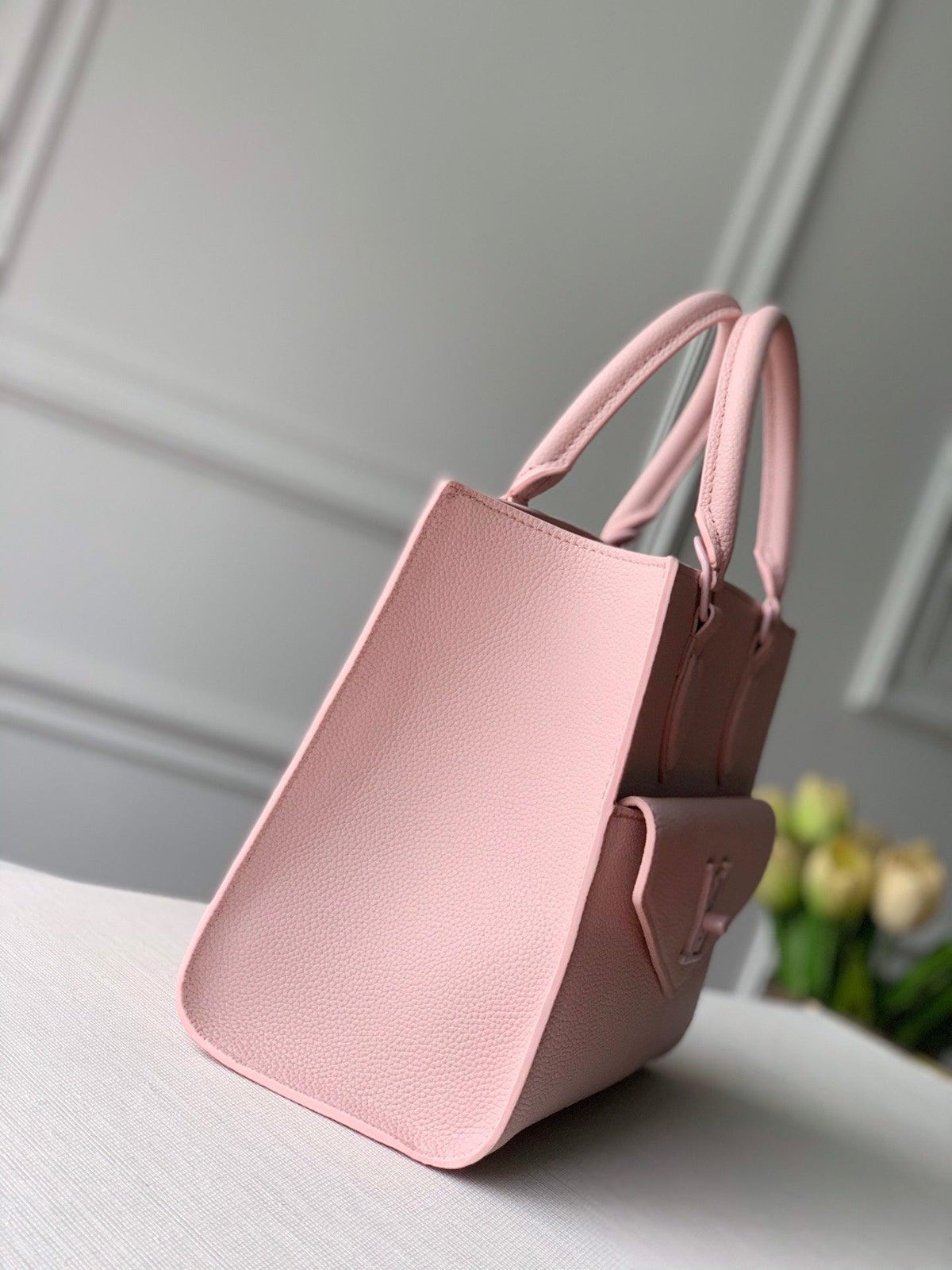 LV Lockme Tote M55845 luxurysteps