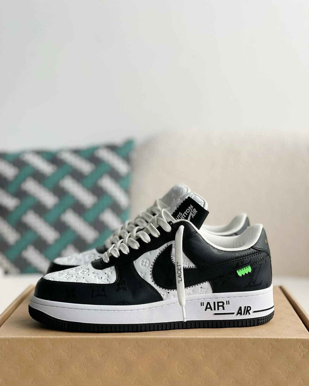 Air Force 1 Low Black White Sneaker