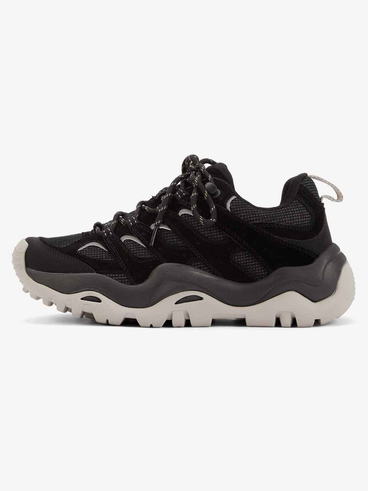 Sneakers High Street Hiking