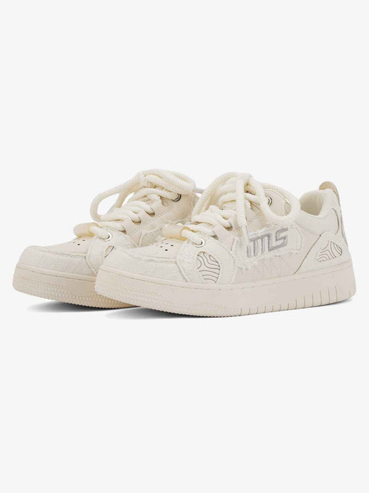 Sneakers Embroidered Letter