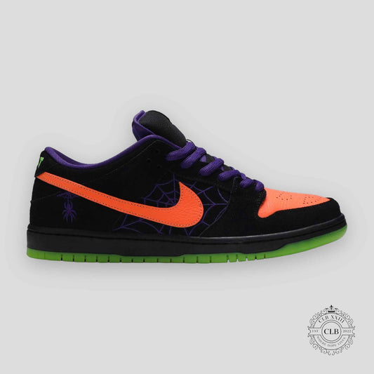NIKE SB DUNK LOW "NIGHT OF MISCHIEF"