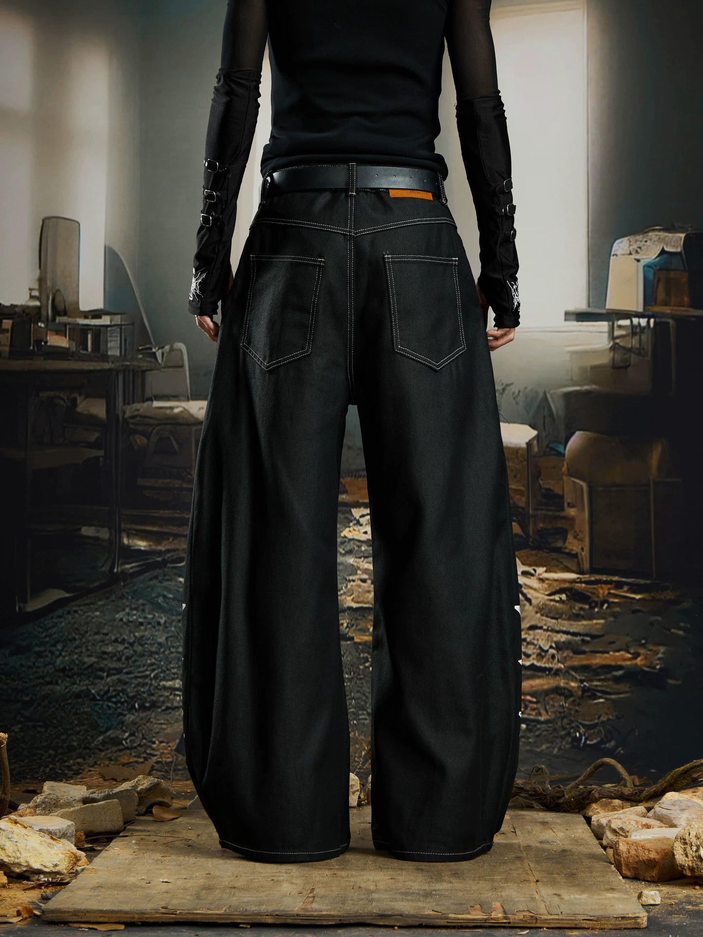 L82 Baggy Denim Jeans