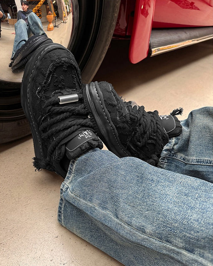 Wraith Low - Triple Black