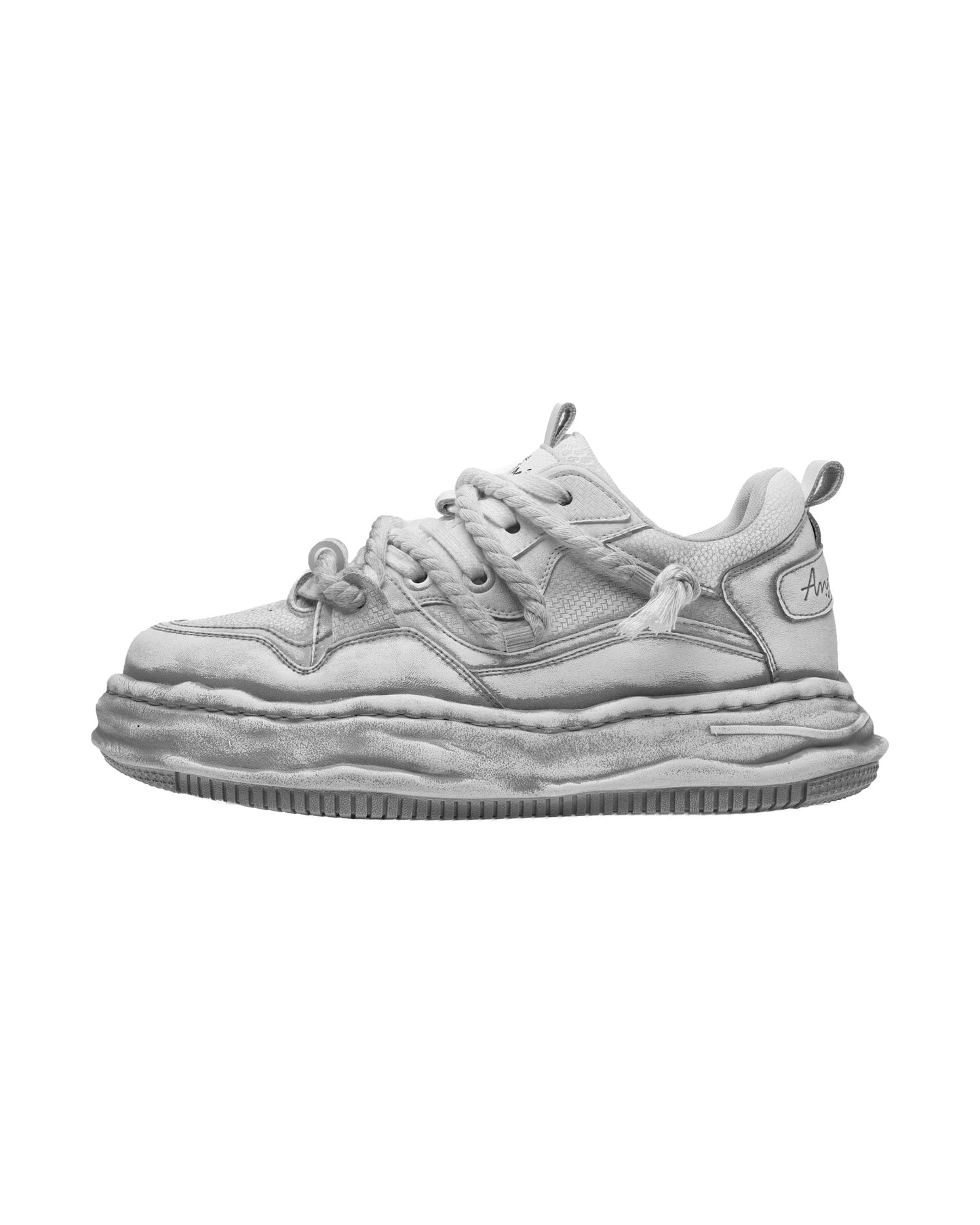 Wraith Low - Distressed White