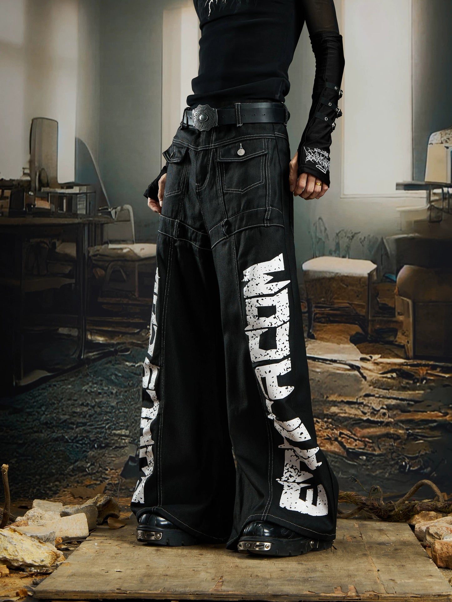 L82 Baggy Denim Jeans
