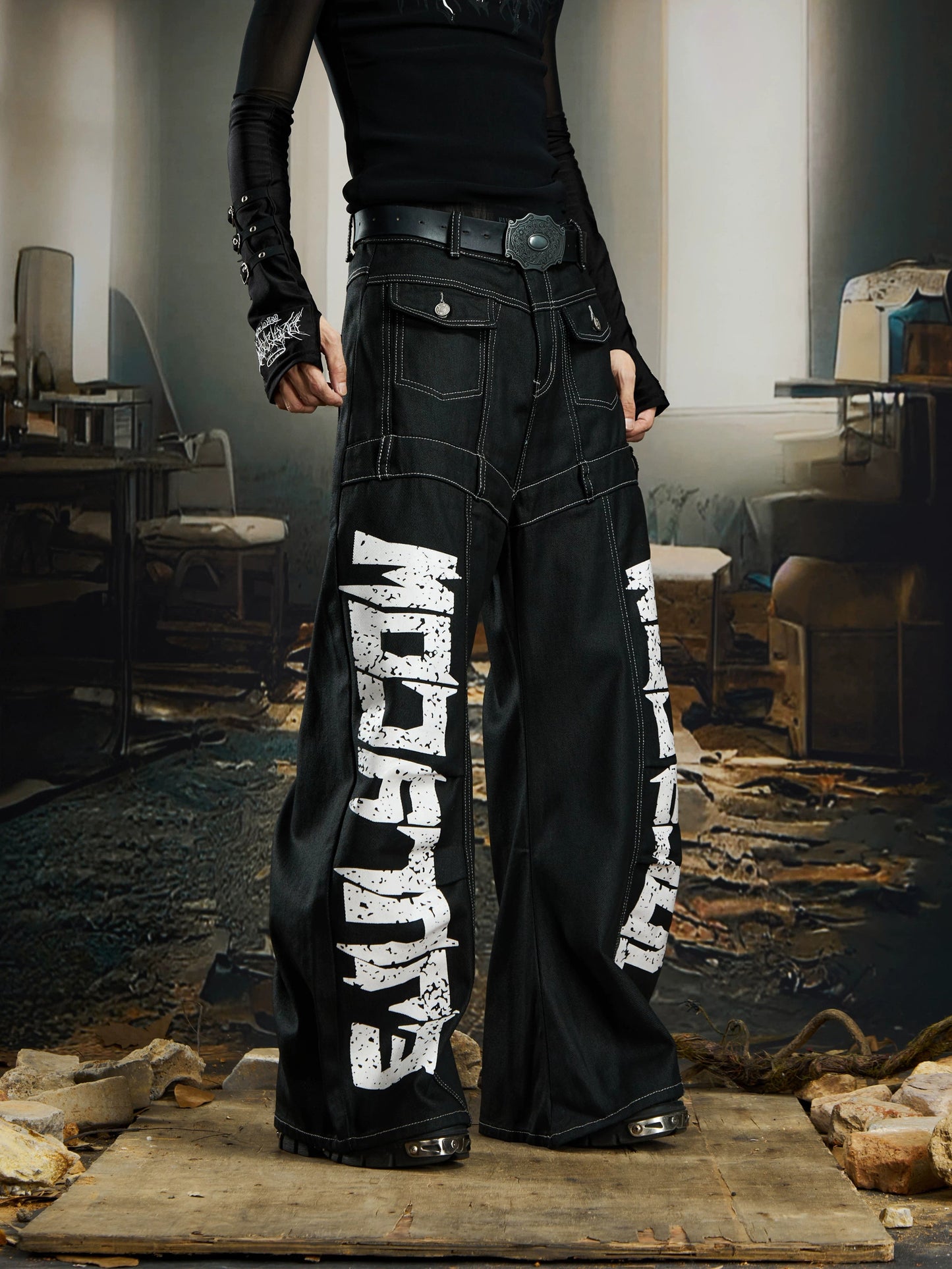 L82 Baggy Denim Jeans