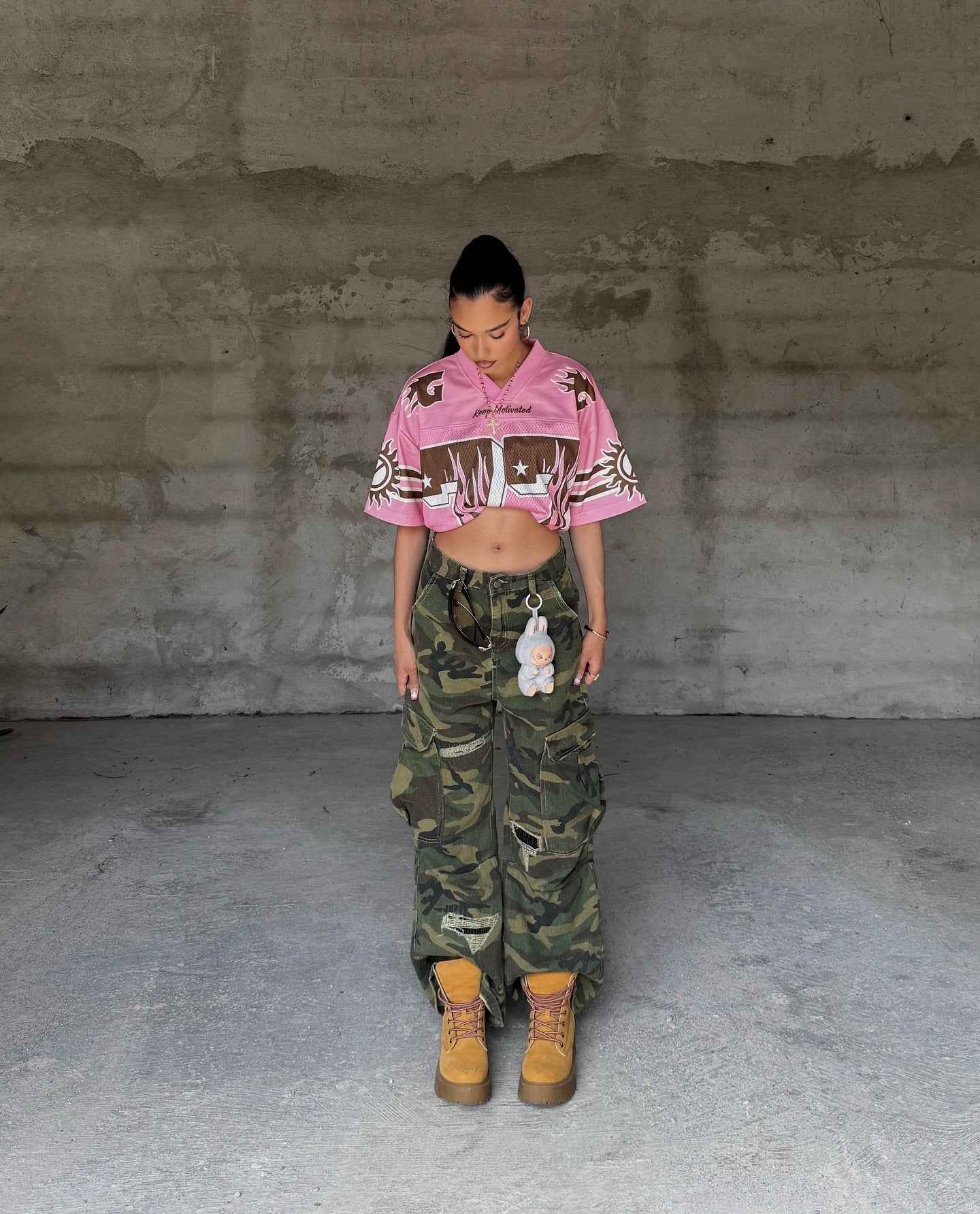 Woven Ripped Camouflage Flared Cargo Pants - 2410