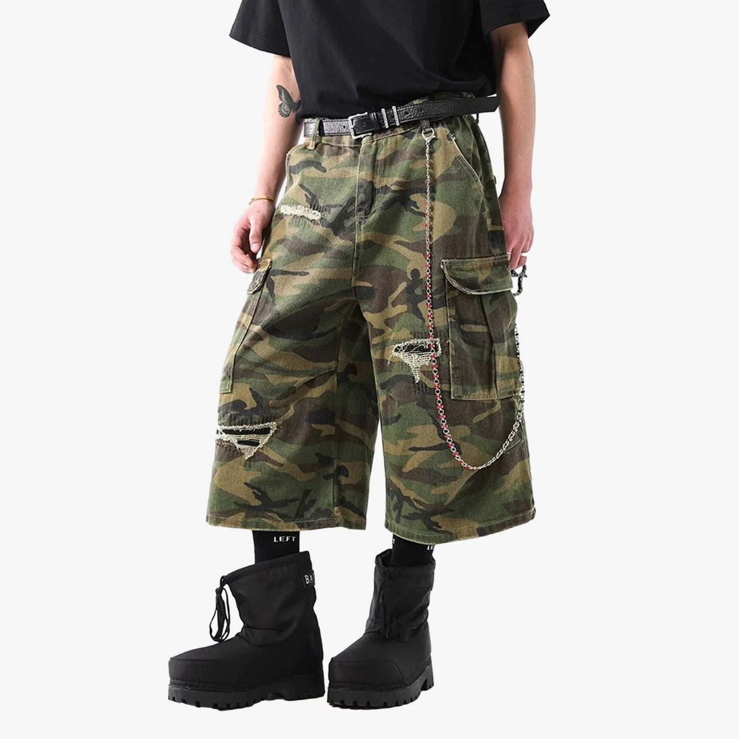 Destroyed Camo | Baggy Cargo Shorts - Luxuryurbanwear