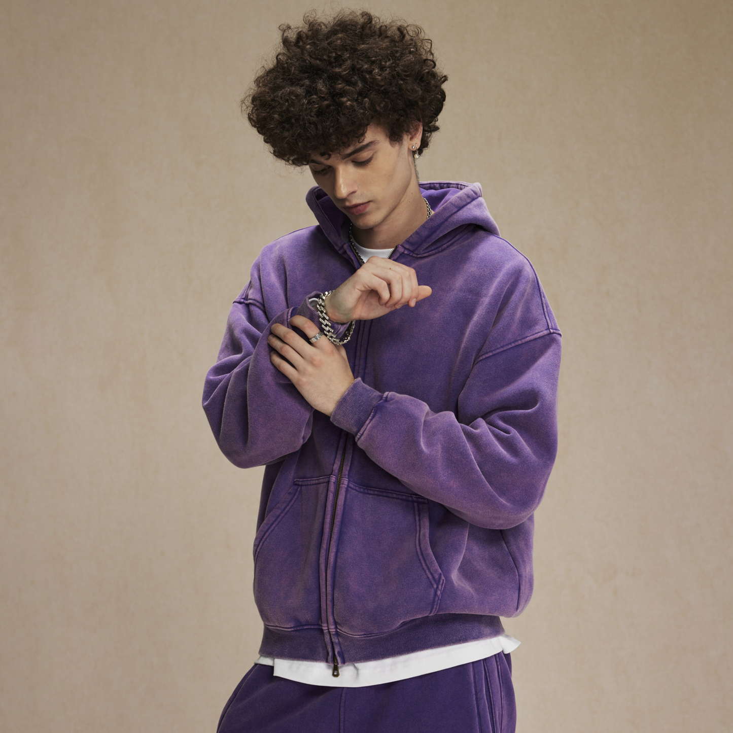 Retro Essence Vintage Washed Zip-Up Hoodie - Oversized | LuxuryUrbanwear - Luxuryurbanwear