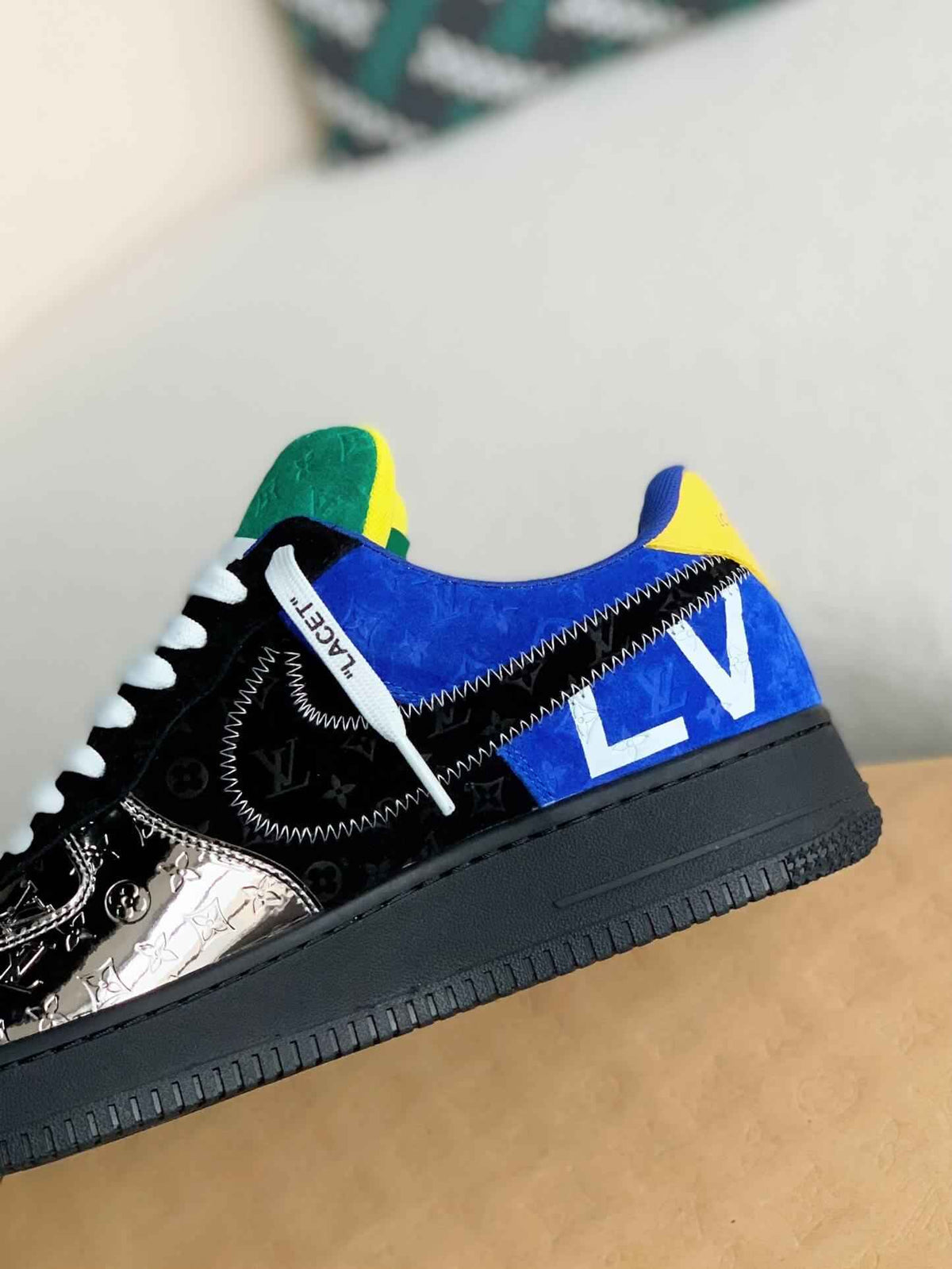 Air Force 1 Low Metallic Silver Sneaker