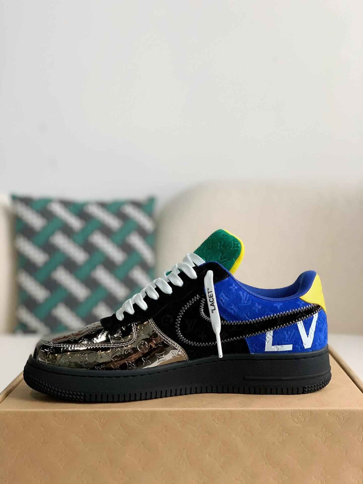 Air Force 1 Low Metallic Silver Sneaker