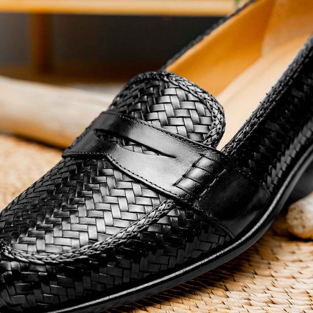 15-585-BLK NICOLA Italian Calfskin Basketweave, Black
