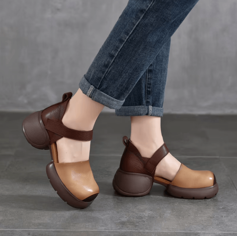 USS Shoes Anais Women's Chunky Heel Gladiator Style Leather Sandals