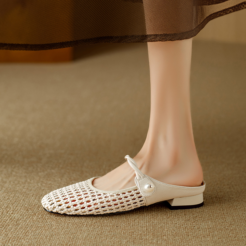 USS Shoes Angela Women's Low Heel Square Toe Hollow Mules - Luxuryurbanwear
