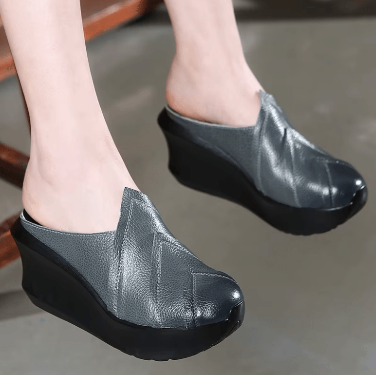 USS Shoes Aracelis Women's Wedges Platform Leather