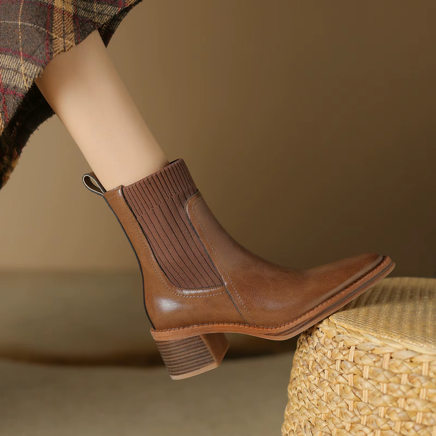 USS Shoes Barbara Women's Leather Ankle Boots