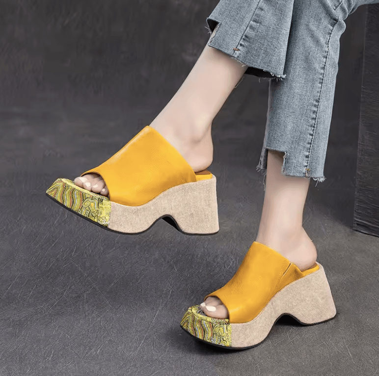 USS Shoes Betty Women's Thick-Soled Outerwear Clogs