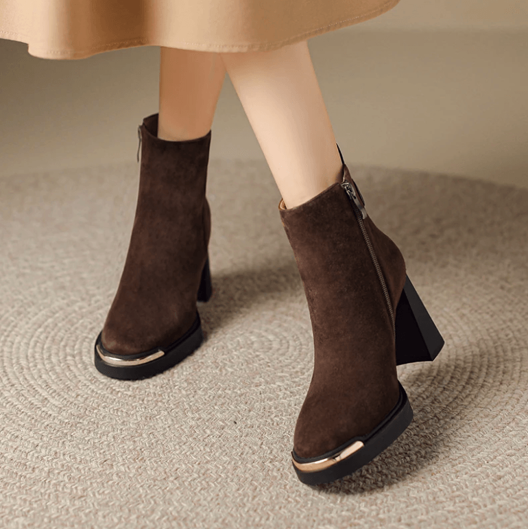 USS Shoes Chiara Women's Suede Leather Zip Ankle Boots