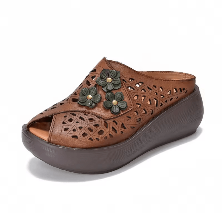 USS Shoes Eilyn Women's Flowers Peep Toe Wedge Slipper