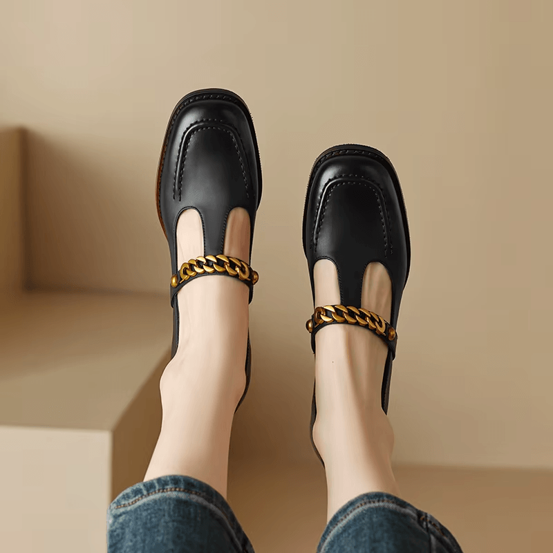 USS Shoes Elma Women's Metal Chain Leather Pumps