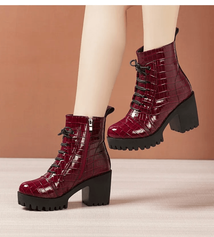 USS Shoes Elvys Women's Platform Patent Boots