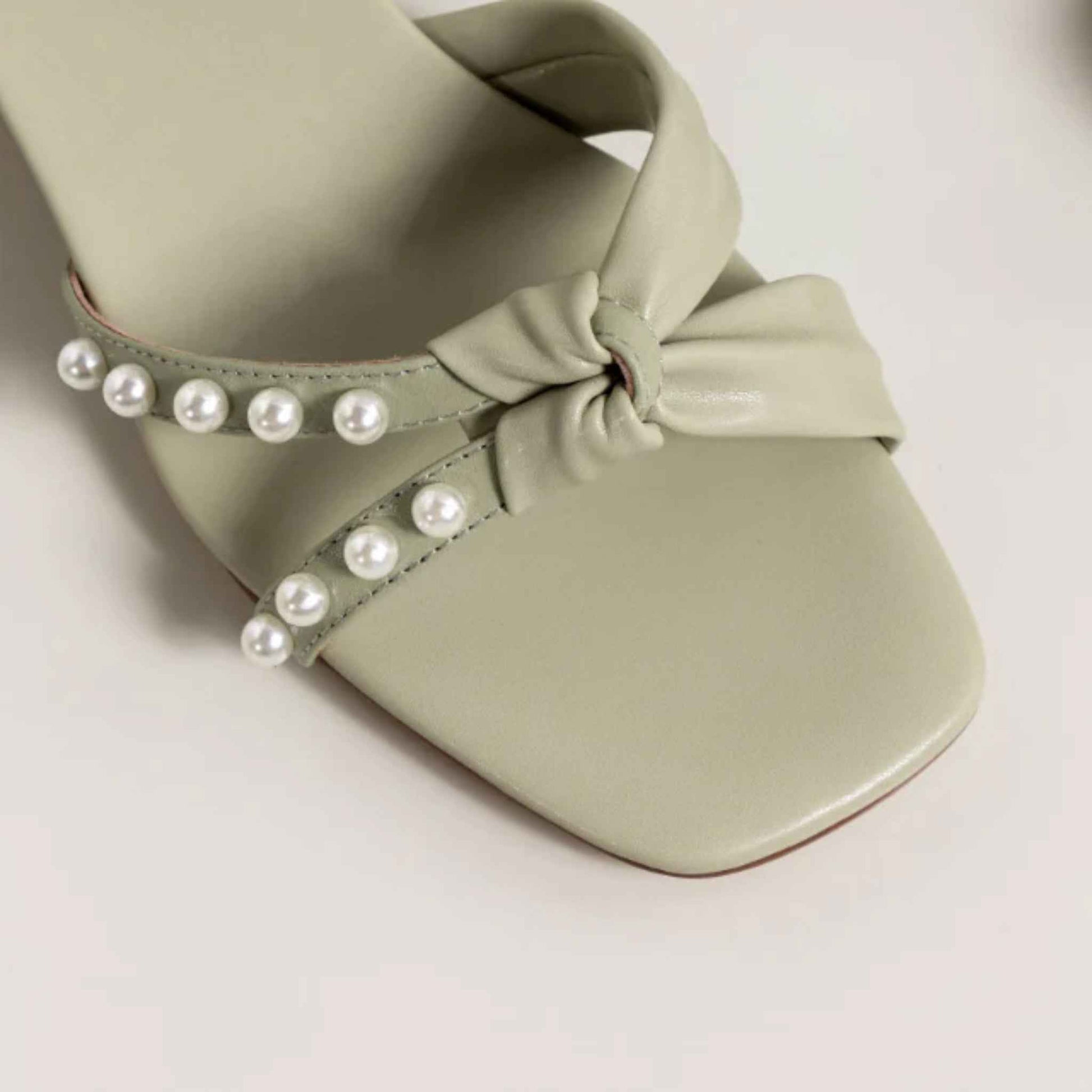 USS Shoes Evelyn Women's Leather Sandal