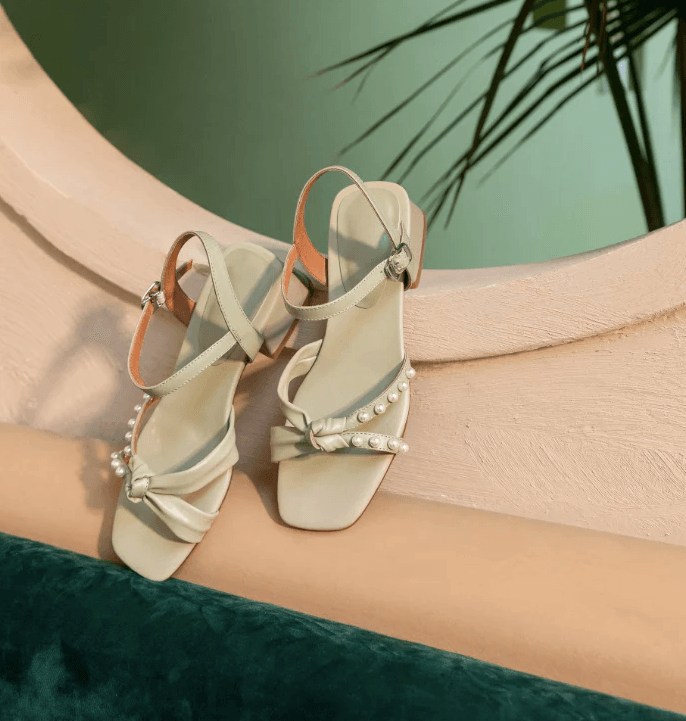 USS Shoes Evelyn Women's Leather Sandal