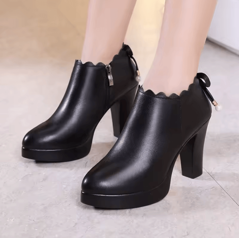 USS Shoes Hana Women's Platform Pumps
