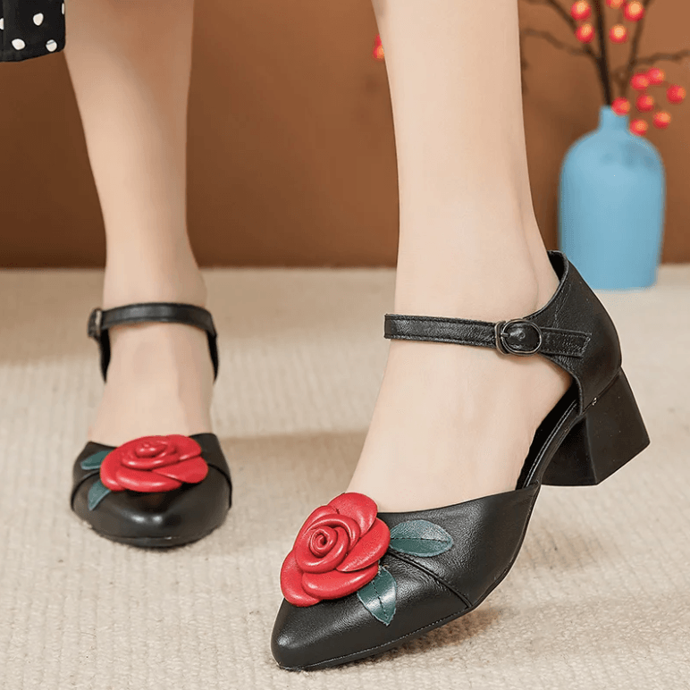 USS Shoes Ixys Women's Floral Ethnic Leather Sandals