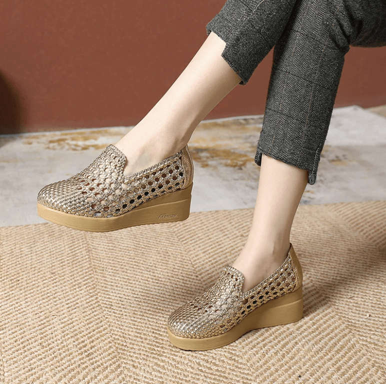 USS Shoes Kalena Women's Hollow Woven Thick Soled Wedges Sandals