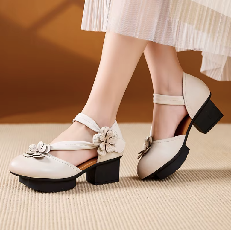 USS Shoes Karen Women's Leather Classic Flowers Fashionable Sandals