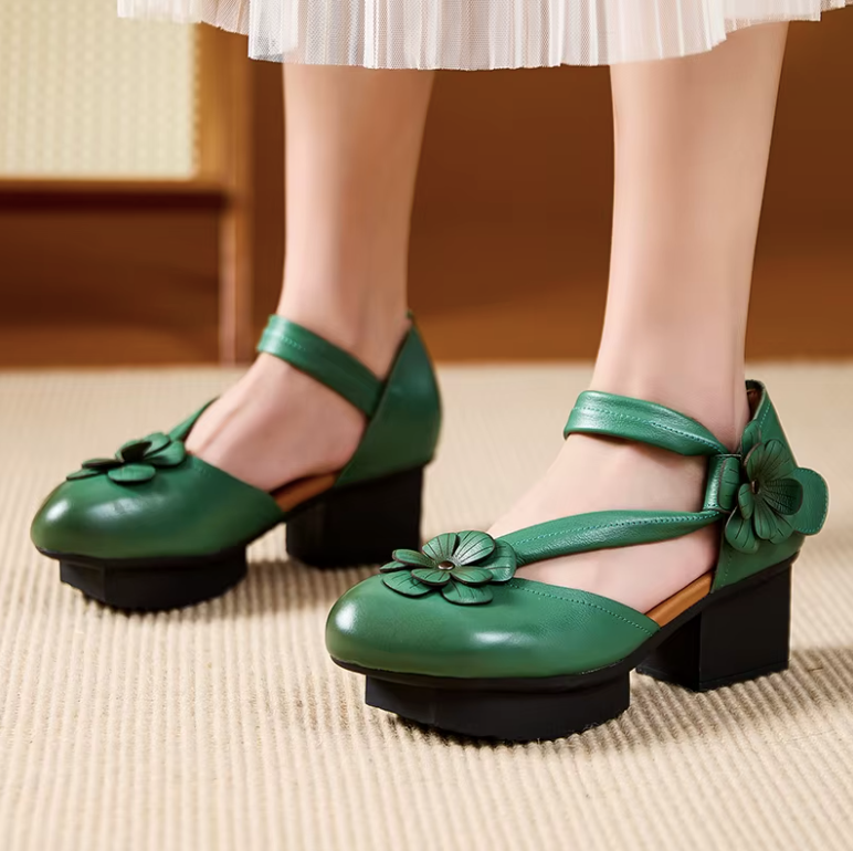 USS Shoes Karen Women's Leather Classic Flowers Fashionable Sandals
