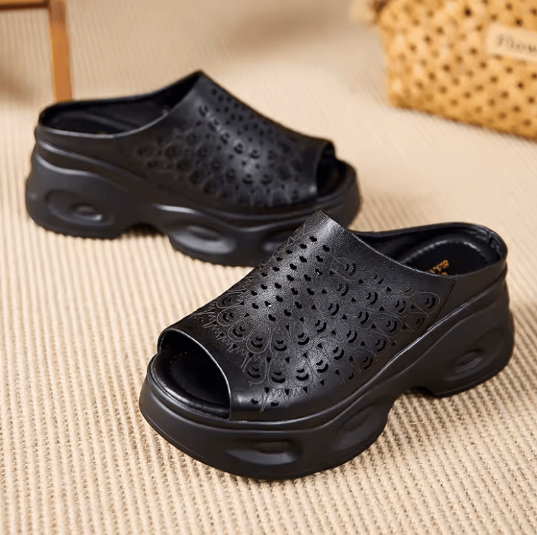 USS Shoes Karla Women's Leather Wedges