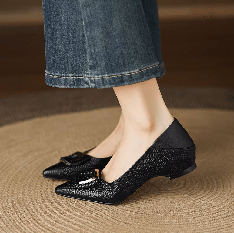 USS Shoes Laura Women's Soft  Leather Buckled Pointed Toe Pumps