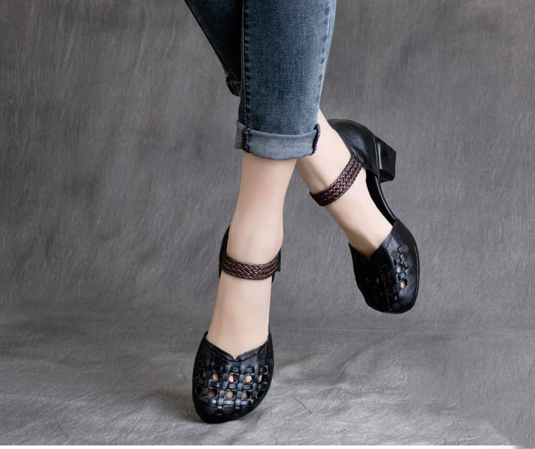 USS Shoes Loila Women's Retro Hook & Loop Sandals