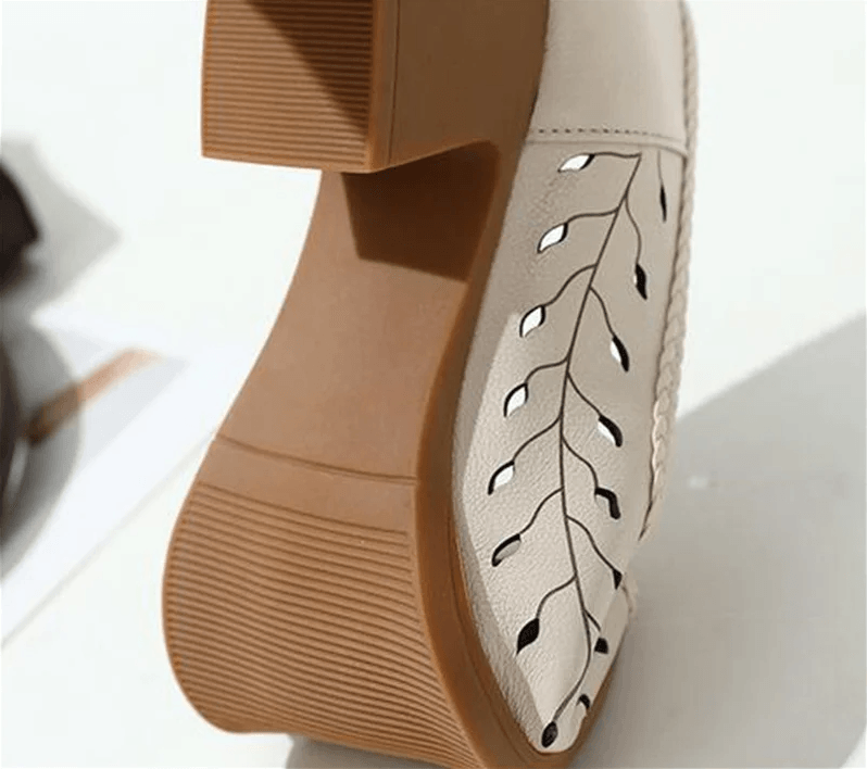 USS Shoes Lucrecia Women's Leather Hollow Sandals